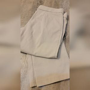 Attyre Capri tan sz 6